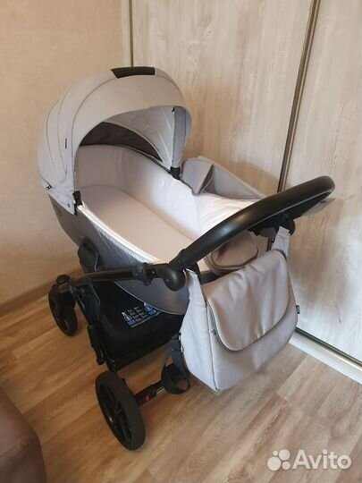 Коляска Tutis Viva Life Luxury 3 в 1