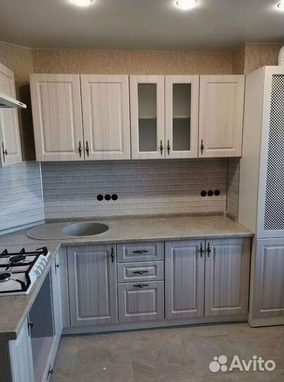 Кухонный гарнитур угловой