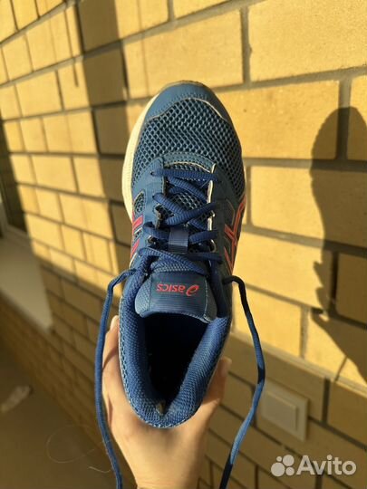Кроссовки asics