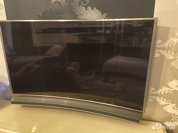 Изогнутый Телевизор samsung suhd