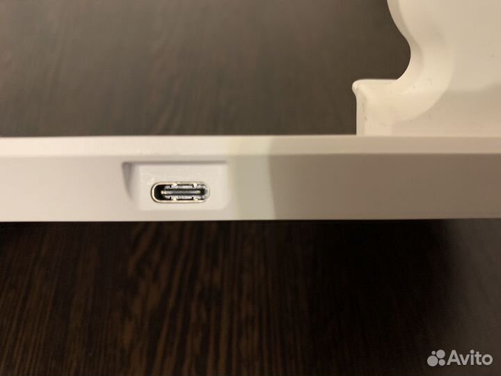 Беспроводное зарядное устройство deppa