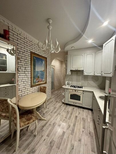 2-к. квартира, 46 м², 3/4 эт.