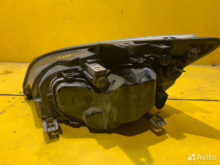 Фара правая Ford Focus/Focus RS/Focus ST