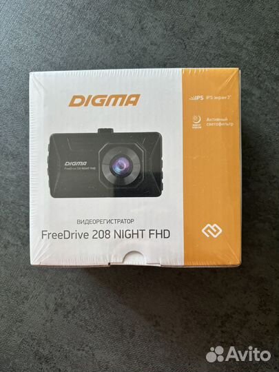 Видеорегистратор Digma FreeDrive 208 night FHD