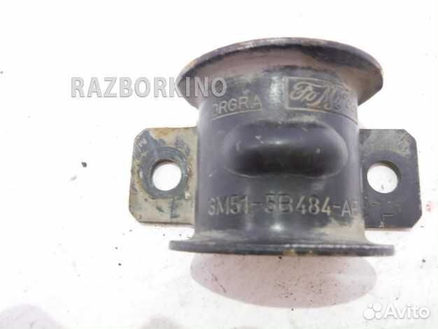 Скоба стабилизатора переднего