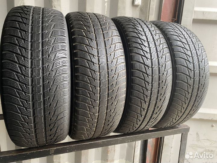 Nokian Tyres WR SUV 3 255/55 R19