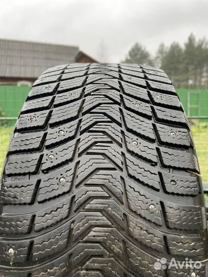 Michelin X-Ice North 3 255/45 R19 104H