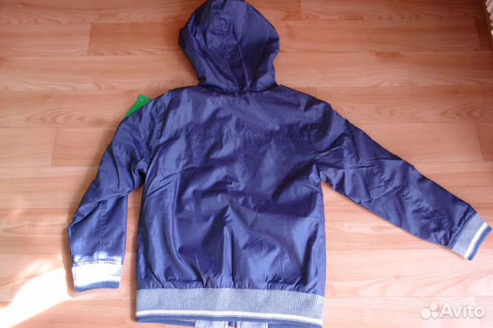 Продам новую ветровку