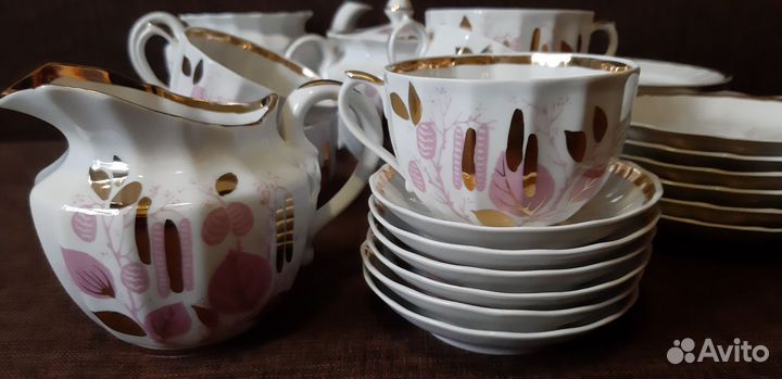 Чайный сервиз из костяного фарфора.вербилки