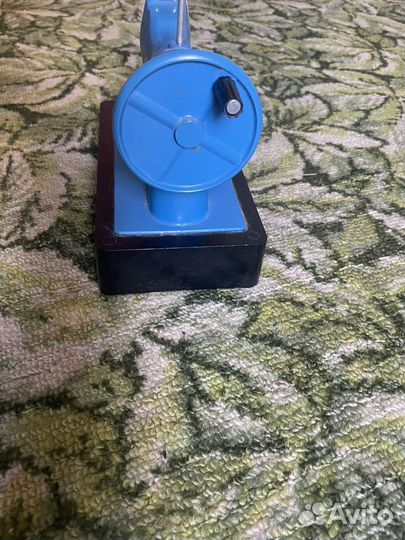 Детская швейная машинка СССР