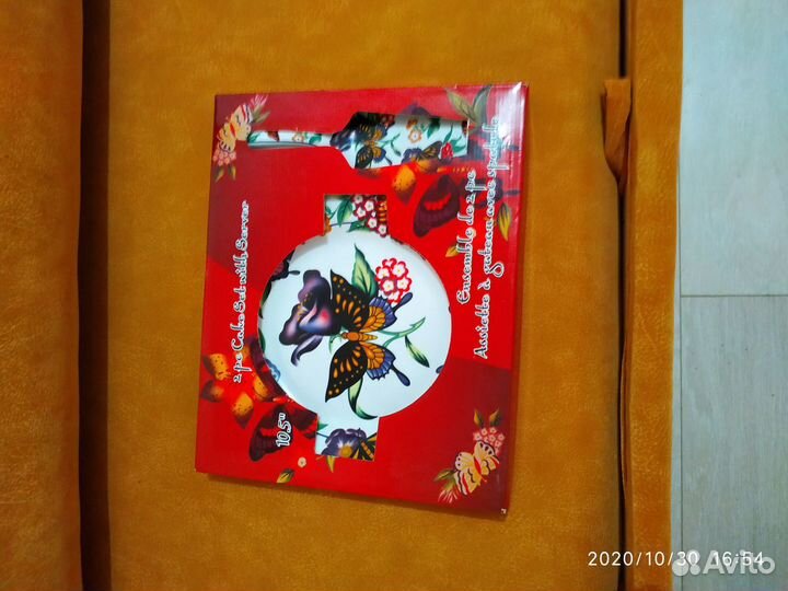 Новое блюдо и лопатка для торта