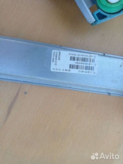 Стеклоподъемник на гранту