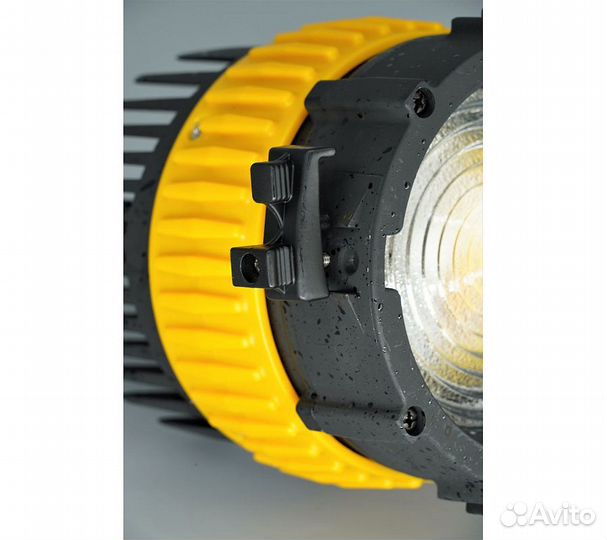 Светодиодный осветитель FST SPL-800