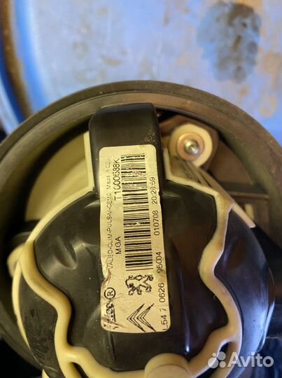 Мотор печки Peugeot 308