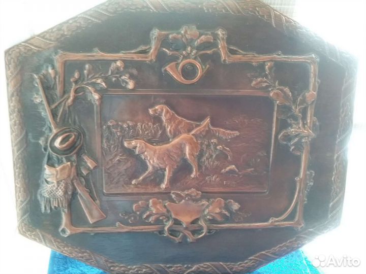 Настенное жестяное панно