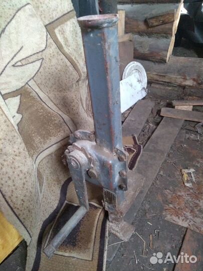 Домкрат железнодорожный с лапой, Торг