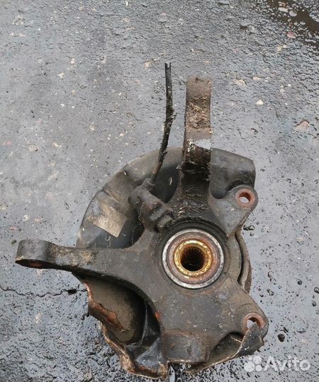 Ступица передняя правая volkswagen golf 1 (1974-1993) 1.6 nn