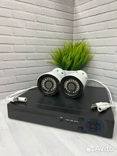 Комплект видеонаблюдения 2 камеры