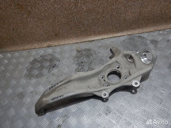 Цапфа/кулак поворотный передний левый BMW 5-Series