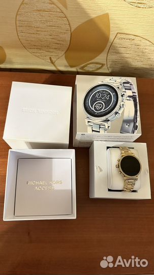 Смарт часы michael kors