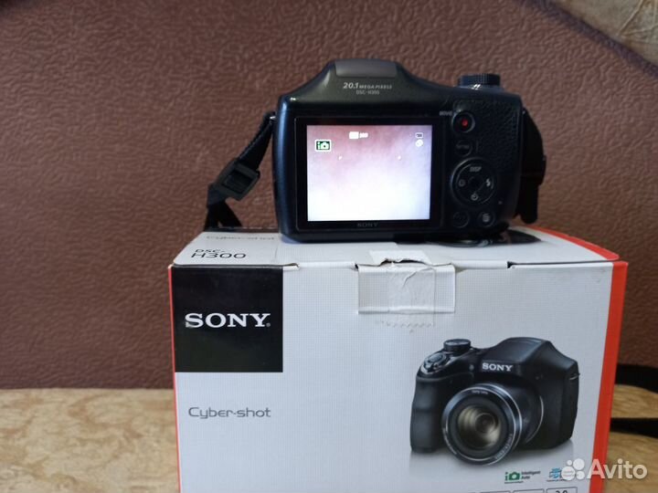 Фотоаппарат Sony Cyber-shot DSC-H300