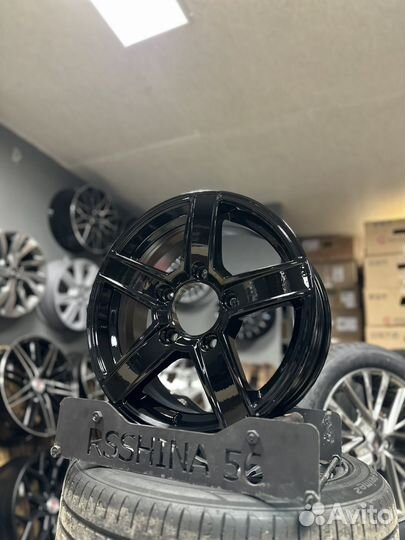 Диски новые на ниву R16 5*139.7 Black edition
