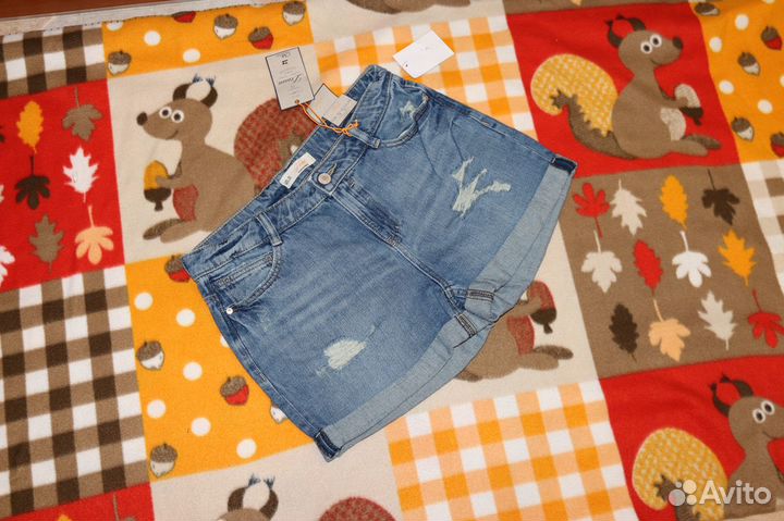 New джинсовые шорты красные шорты Германия рос.р44