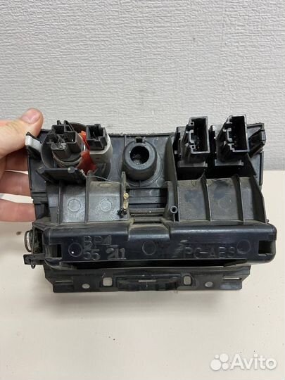 Панель консоли Mazda 3 BK