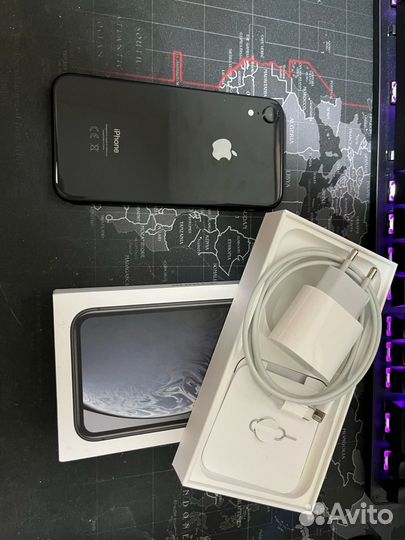 iPhone Xr, 64 ГБ