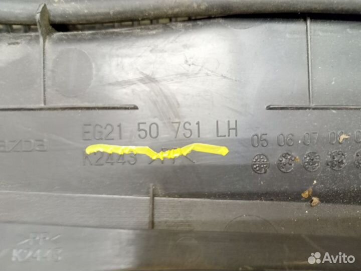 Водосток лобового стекла (жабо)