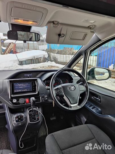 Toyota Noah 2.0 CVT, 2016, 150 000 км