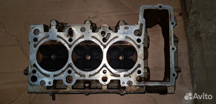 Audi A6 (C6) Головка блока цилиндров BDW 2.4 прав