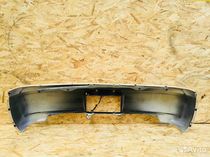 Бампер задний Toyota Carina ED T200 Белыйцарапиныу