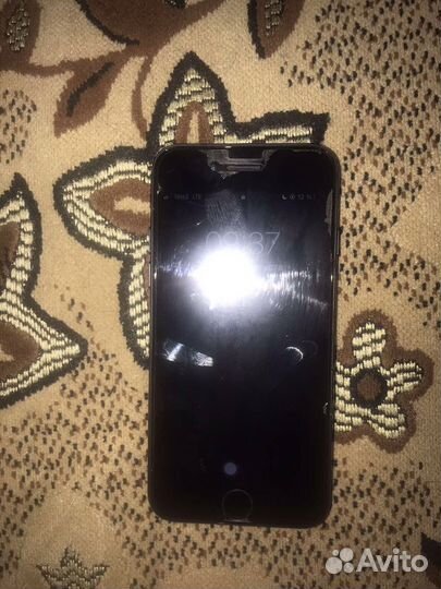 Телефон iPhone 7 128gb