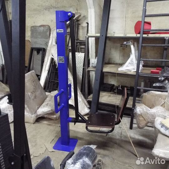 Уличный тренажер жим ногами AVU012