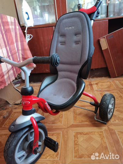 Детский трехколесный велосипед