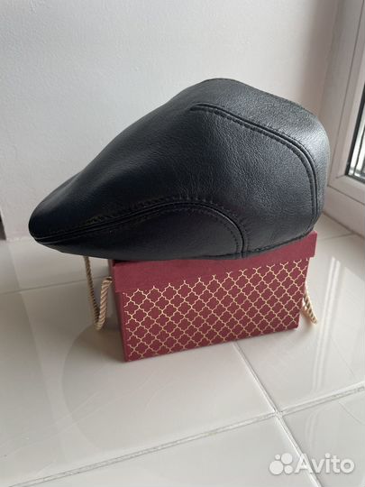 Мужская кепка из натуральной кожи