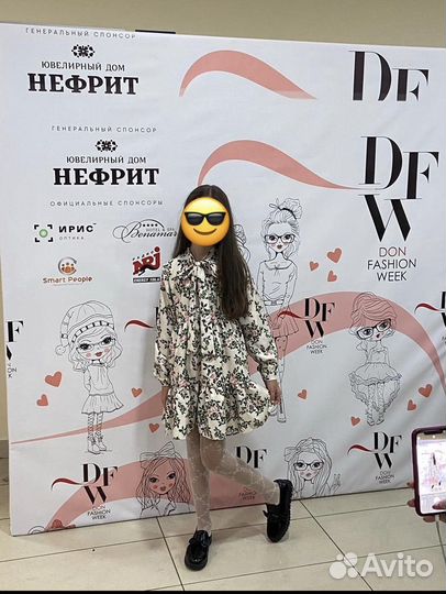 Дизайнерское платье для девочки