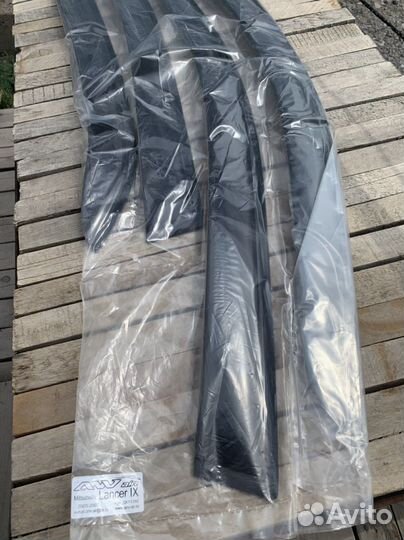 Ветровики на lancer 9