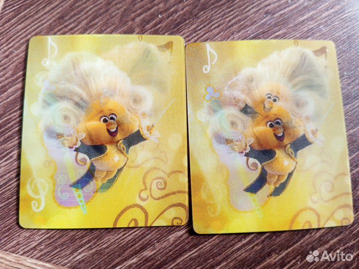 Различные мелкие игрушки