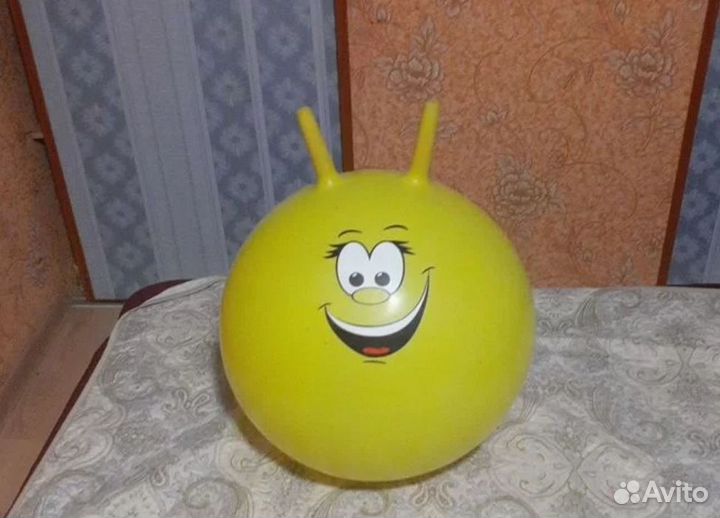 Мяч попрыгун
