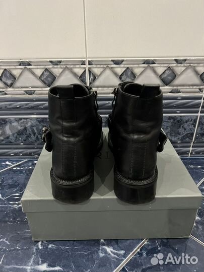 Ботинки