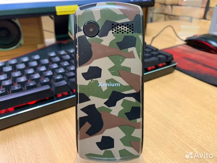 Телефон Philips Xenium E218