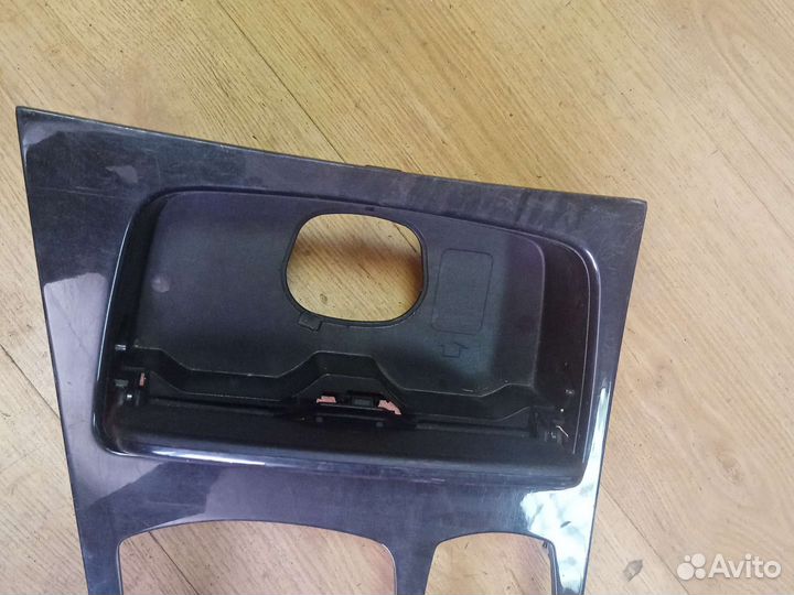 Накладка декоративная консоль BMW