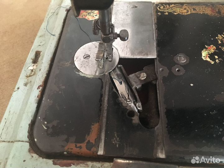 Швейная машинка Zinger Зингер