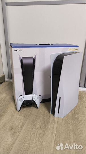 Sony PlayStation 5 с дисководом + подписка