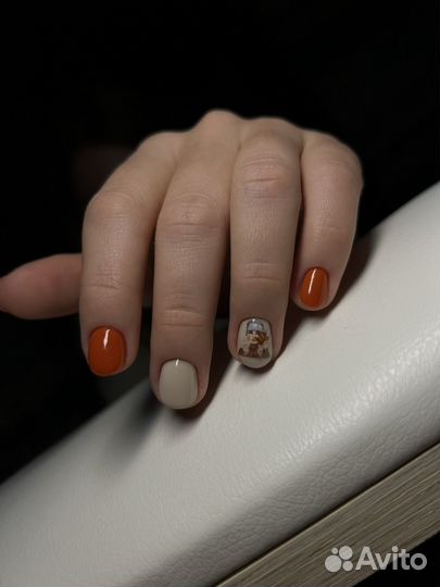 Мастер маникюра