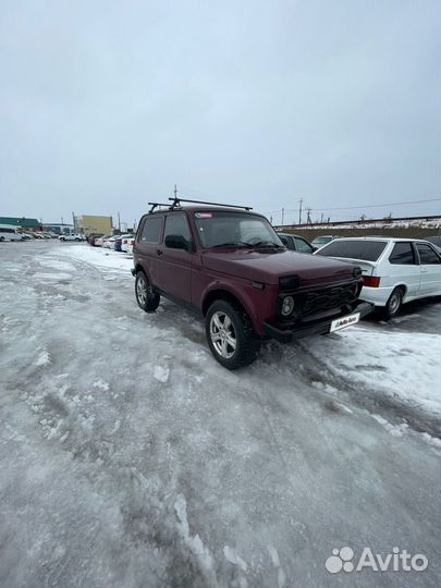 LADA 4x4 (Нива) 1.7 МТ, 2011, 240 500 км