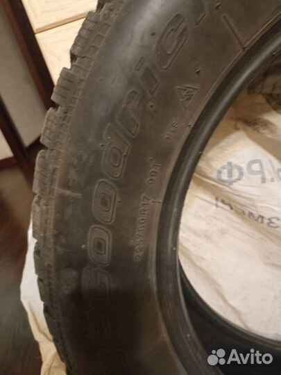 Зимняя резина бу 22560r17