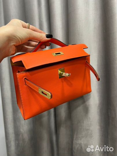 Сумка Kelly Pochette Swift